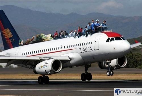 Turista szekció a repülőn...