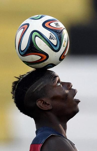 Hát ez a jóslat nem jött be... a feje tetejére állt a világ 