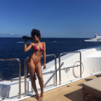 Rihanna továbbra is szexis – a legújabb kép az énekesnő Facebook oldaláról