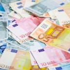 Közel 2 millió eurónyi bankjegyet találtak egy Magyarországra tartó autósnál Franciaországban