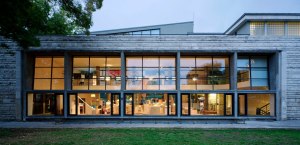 527281_339436282818981_17110612_n