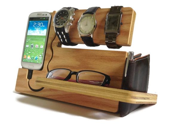 Dokkoló Samsung Galaxy S3 és S4 telefonoknak, óra- és szemüvegtartóval kombinálva. Gyönyörű!