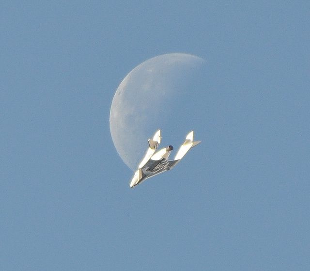 A SpaceShipTwo