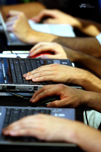 85f2f1581f56f73f7c2d6ac8c53d95ad