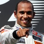 Brit Nagydíj – Hamilton rajt-cél győzelmet aratott