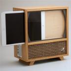 Kreatív kütyü: iPad tartó beépített kihangosítóval, az 1950-es évek DuMont televíziójának stílusában
