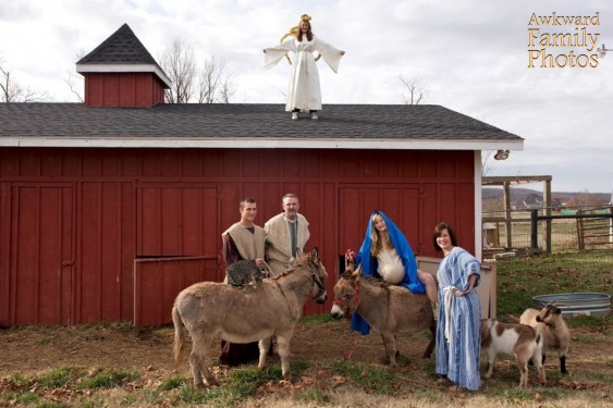 Itt az angyal nem a mennyből jön, hanem a háztetőről