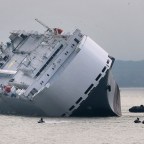 Hoegh Osaka teherhajó megmentése