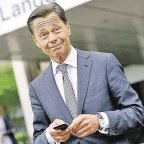 Mesés fizetések miatt pácban a top-menedzserek