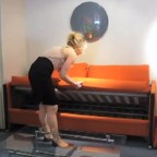 Kezdetben egy átlagos kanapénak néz ki, de várd ki a végét, leesik az állad!