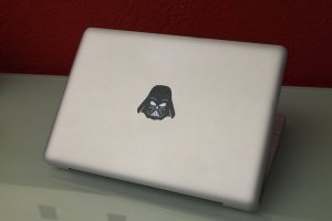 Star-Wars-Darth-Vader-Mask-Macbook-Decal-