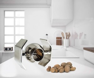 SW-TIENutCracker-Lifestyle-HR