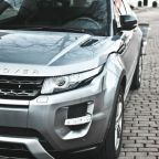 A Land Rover gyártóit bírálta a kínai központi televízió