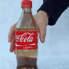 Mi történik, hogyha a Coca Cola-t tejjel öntjük fel?