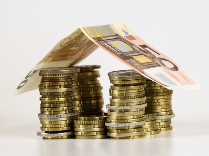 lakáshitel_lakásvásárlás_deviza_ház_123rf