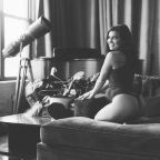 Ennyi csillagászati téma után egy csillagász hölgy :)