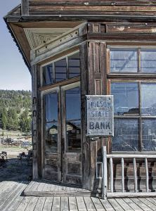 Nem muszáj ilyen helyen tartanod a pénzed...