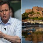 David Cameron brit miniszterelnökre apja offshore vagyont hagyott