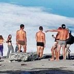 A szent hegy és a nudista turista