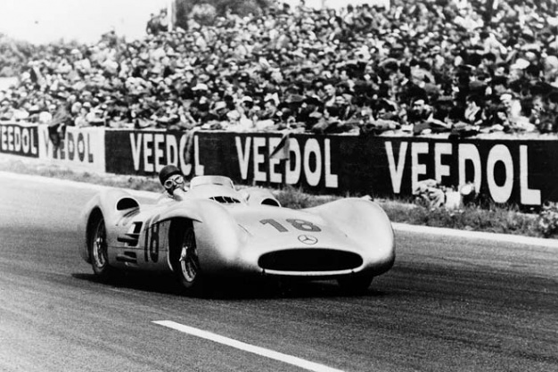 Fangio azon a bizonyos Reims-ben rendezett versenyen