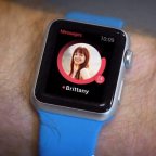 Egy új Apple Watch alkalmazással a szívedre hallgathatsz a Tinderen