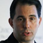 Scott Walker visszalép a republikánus előválasztási küzdelemtől