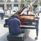 Utcai versenyzongorákon játszhatnak a madridiak