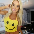 Napsütéses, mosolygós napot!