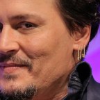 Johnny Depp játssza a láthatatlan embert a horrorklasszikus új feldolgozásában