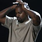 Kanye West egymilliárd dollárt kér Mark Zuckerbergtől