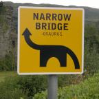 Összegyűjtöttük a legfurcsább útjelző táblákat a világ minden pontjáról