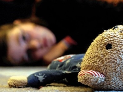 gyermekmolesztálás-400x300