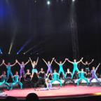 Emberpiramis épül a Fővárosi Nagycirkusz előtt a cirkuszi világnapon