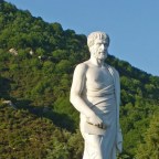 Megtalálták Arisztotelész sírját