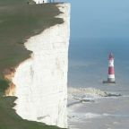 Továbbra is hatalmas a torlódás a doveri kompkikötőnél a fokozott francia ellenőrzés miatt