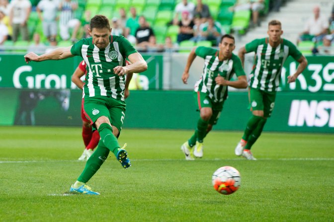 Budapest, 2016. július 20. A ferencvárosi Gera Zoltán büntetõrúgása a labdarúgó Bajnokok Ligája selejtezõjének második fordulójában az albán Partizani ellen játszott mérkõzésen a Groupama Arénában 2016. július 16-án. MTI Fotó: Koszticsák Szilárd