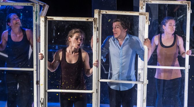 Taliándörögd, 2016. július 22. Zsíros Linda, Zsigmond Emõke, Nagy Norbert és Gyöngy Zsuzsa (b-j), a Színház- és Filmmûvészeti Egyetem negyedéves fizikai színházi osztályának Arany János Toldi címû klasszikusa elõadásán a 26. Mûvészetek Völgye 2016 kulturális fesztiválon a taliándörögdi Közmûvelõdési Közösségi Ház és Könyvtárában 2016. július 22-én. Az elõadást az évfolyam osztályfõnöke, Horváth Csaba rendezte. MTI Fotó: Szigetváry Zsolt