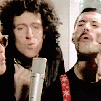 A legboldogabb dal a világon…?