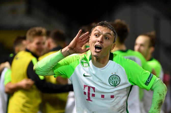 Budapest, 2016. november 19. A ferencvárosi Vladan Cukic az OTP Bank Liga 16. fordulójában játszott Vasas - Ferencváros bajnoki labdarúgó-mérkõzésen a kispesti Bozsik József Stadionban 2016. november 19-én. A listavezetõ Vasas FC 2-2-es döntetlent játszott a címvédõ Ferencváros csapatával. MTI Fotó: Koszticsák Szilárd