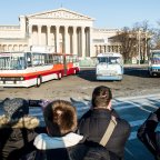 Ikarus buszok felvonulása Budapesten