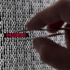 Szakértő: évente 400 milliárd dollár kárt okoznak a kibertámadások