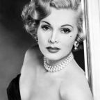 Otthonában őrzi felesége hamvait Gábor Zsazsa férje