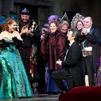 Haja Zsolt megkérte Rácz Rita kezét A denevér fináléjában