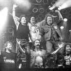 Dupla DVD-n elevenedik meg a P. Mobil története