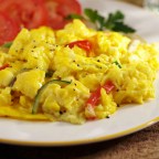 Minden napra egy tojás….