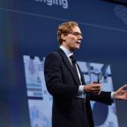 Cambridge Analytica – Zuckerberg: a Facebook több mint kétmilliárd felhasználójának adataihoz férhettek hozzá