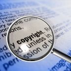 Plágiummal vádolják a The New York Times volt főszerkesztőjét