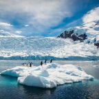 Jégtörés veszélye miatt kellett bezárni egy antarktiszi brit kutatóbázist